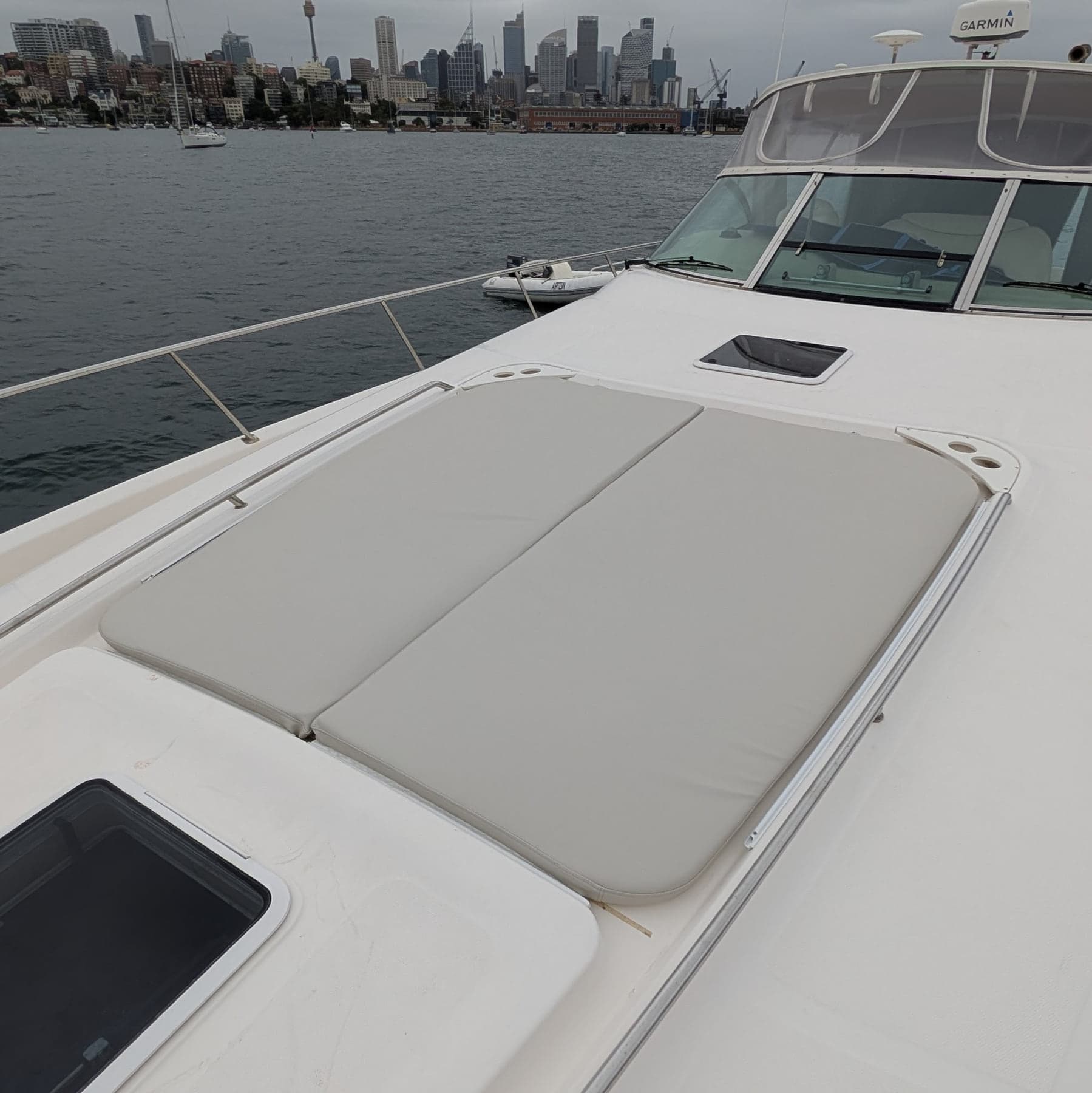 Foredeck sunpads